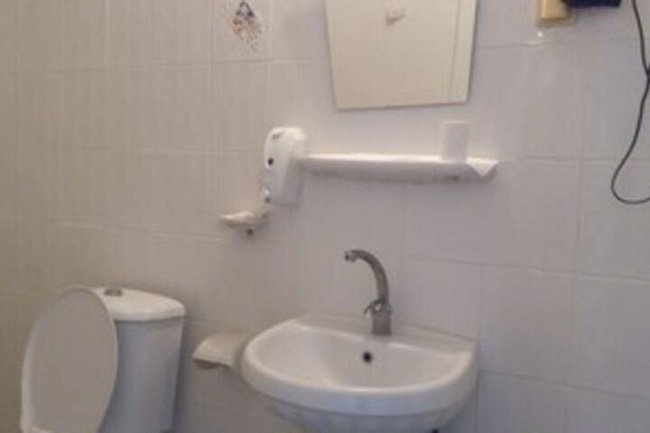 Room 3 of 50
