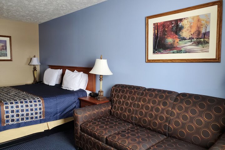 Room 25 of 53