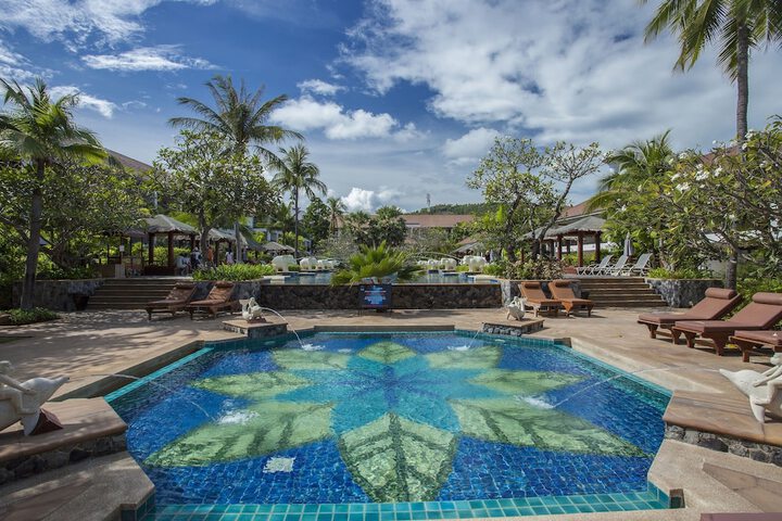 Pool 65 of 149