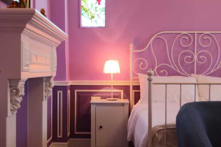 Room 8 of 46