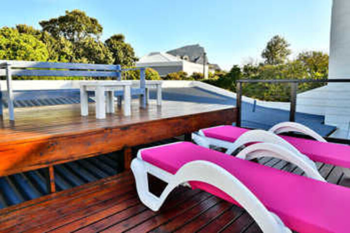 Sundeck 44 of 49