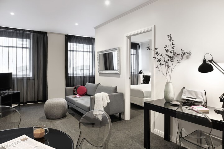 Room 18 of 26