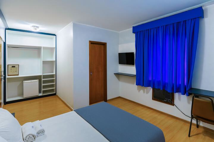Room 29 of 61
