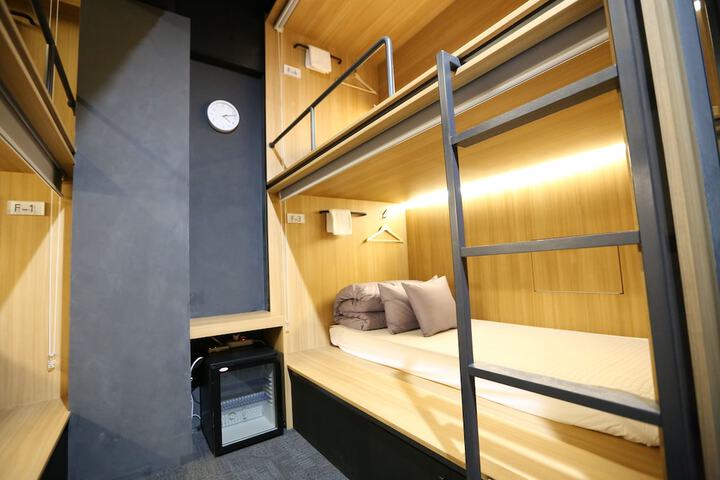 Room 14 of 51
