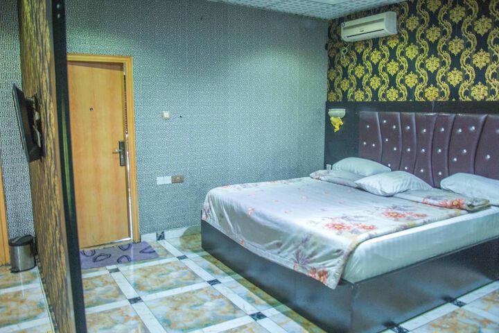 Room 44 of 48