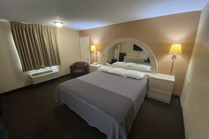 Single Room (6 of 6)