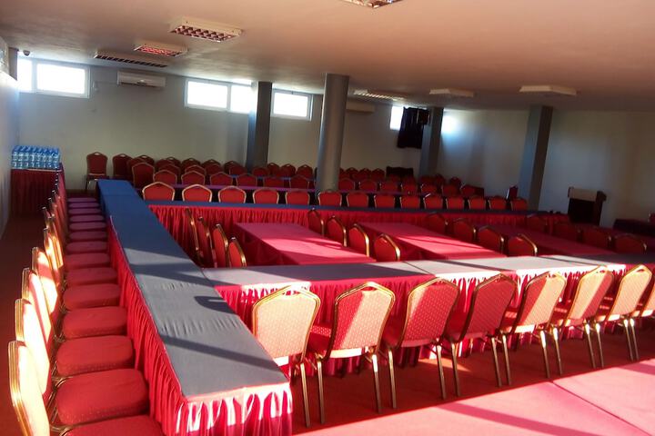 Business Center 39 of 45