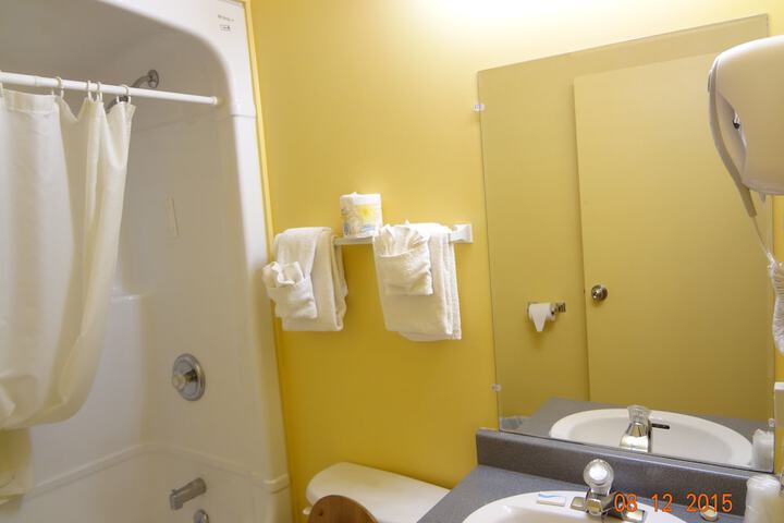 Room 44 of 63