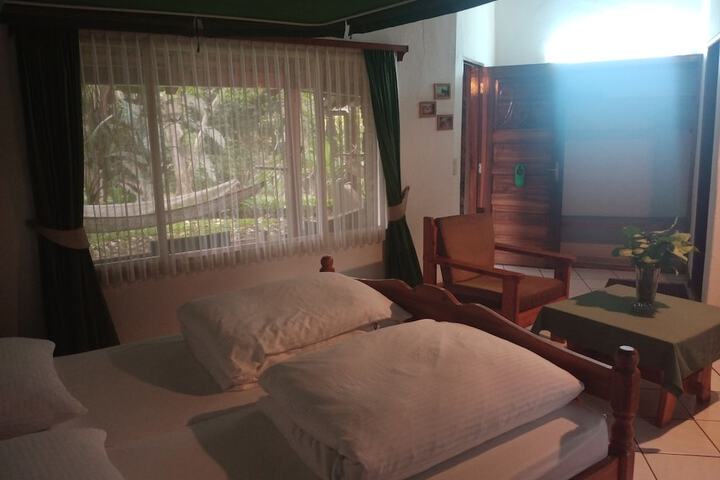 Room 28 of 41