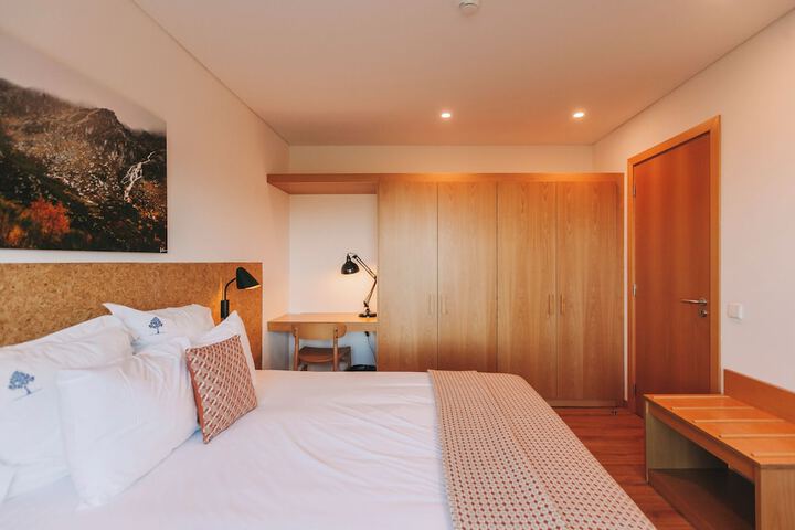 Room 17 of 181