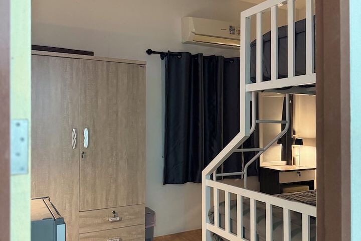 Room 7 of 56