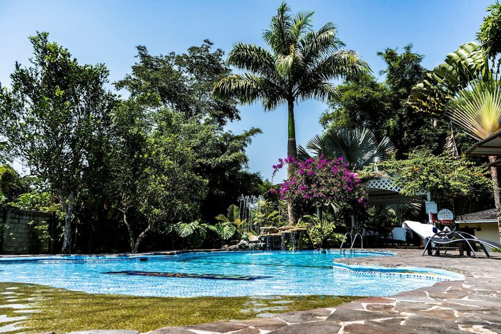 Pool 18 of 28
