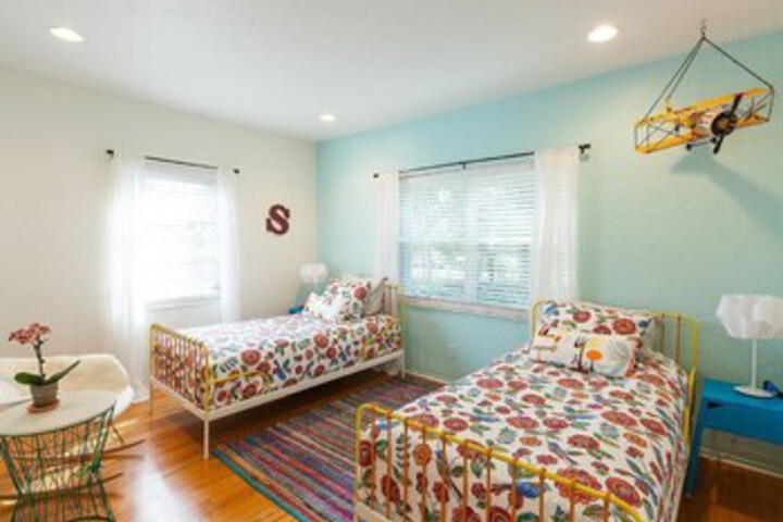 Room 14 of 18