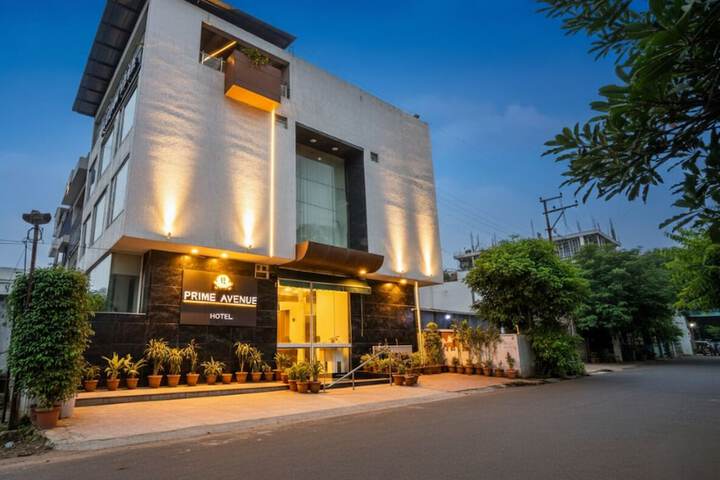 Fabhotel Prime Avenue