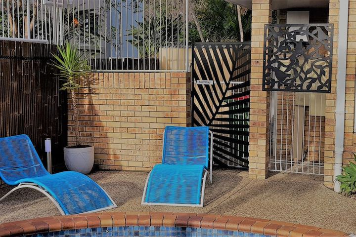 Pool 63 of 76