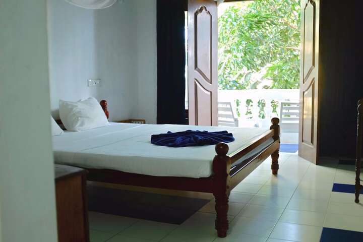 Room 4 of 46