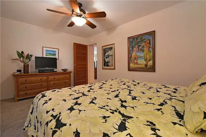 Room 4 of 22