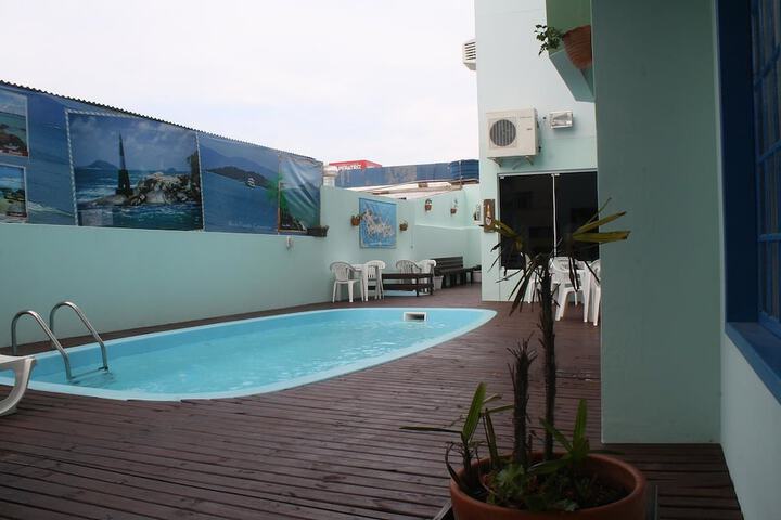 Hotel Pool