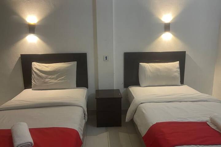 Room 27 of 59