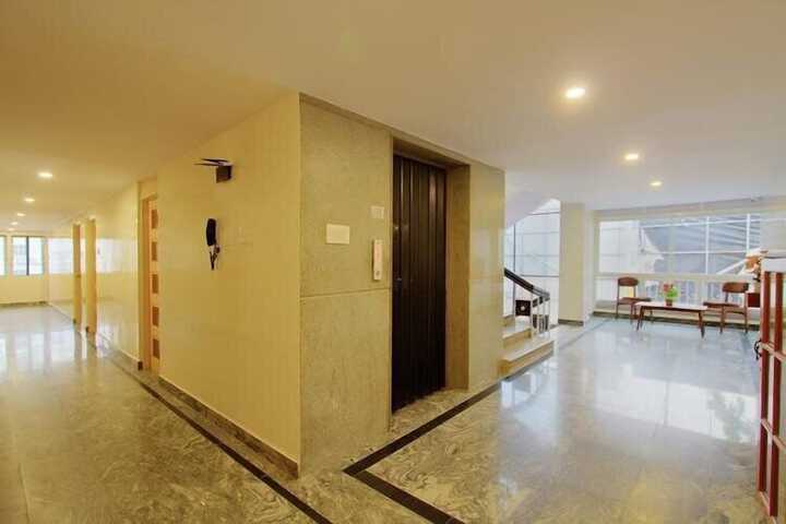 Ballroom/Hall 23 of 29