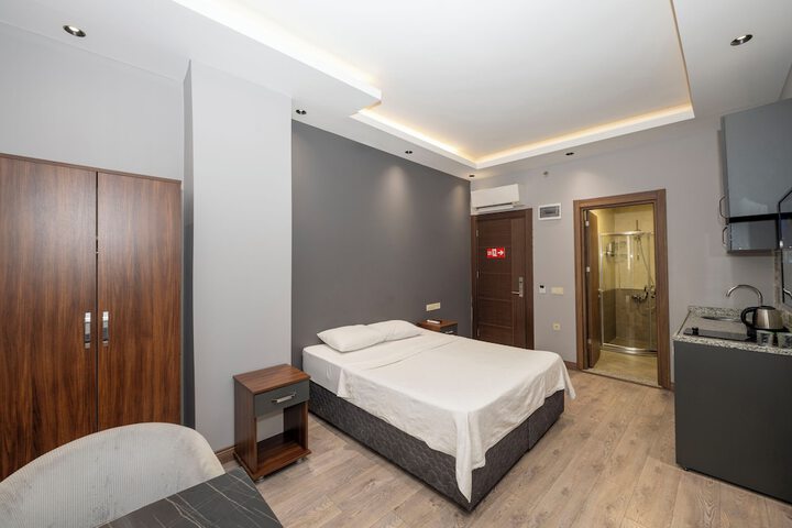 Room 12 of 58