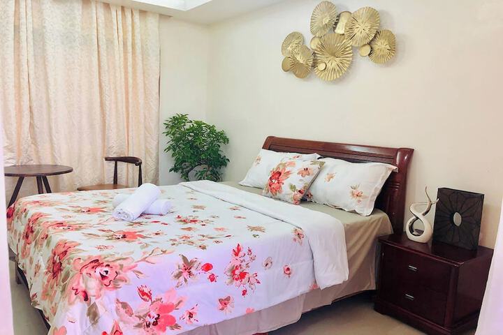 Room 4 of 14