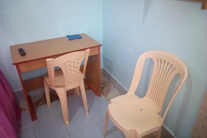 Room 9 of 27