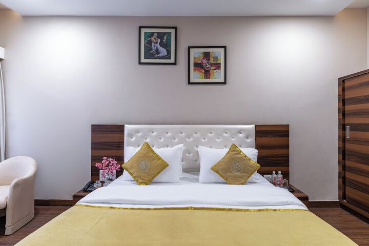 Room 14 of 44