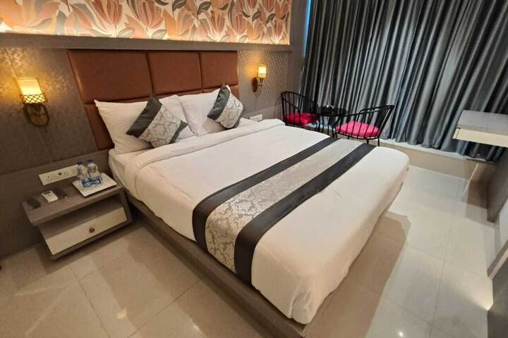 Room 15 of 22