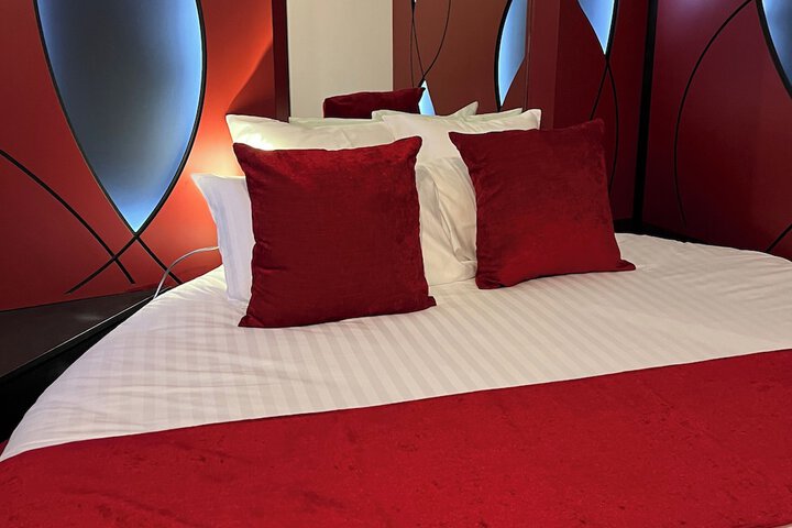 Room 10 of 53