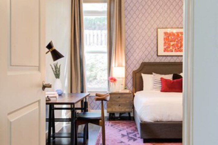 Room 47 of 63