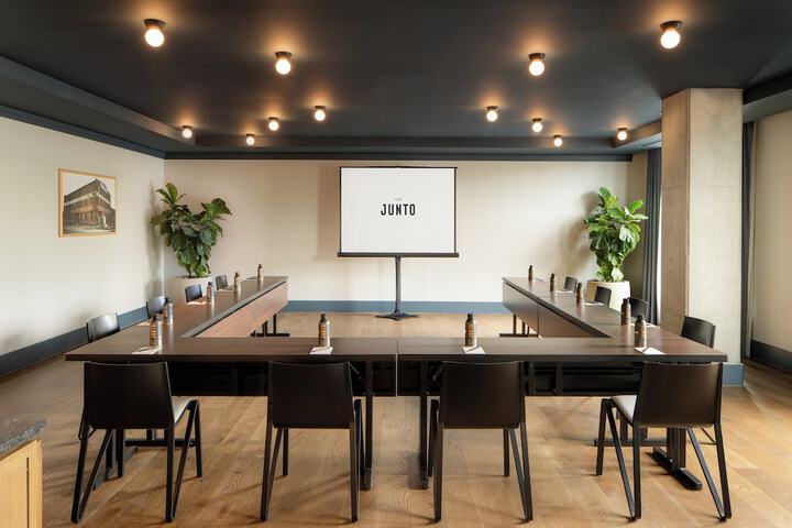 Meeting facility