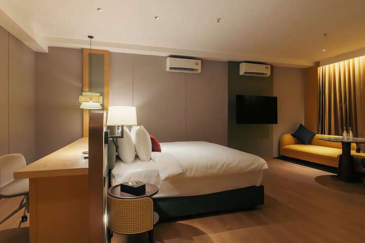 Room 59 of 105