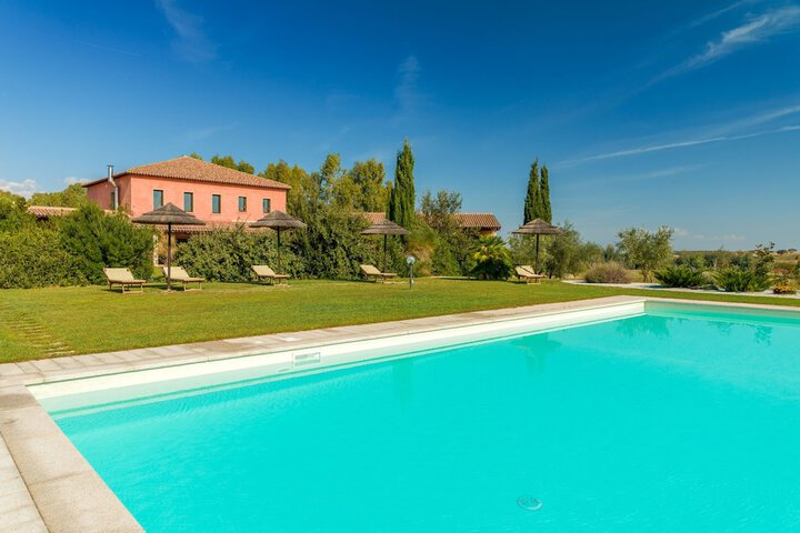 Pools & Facilities