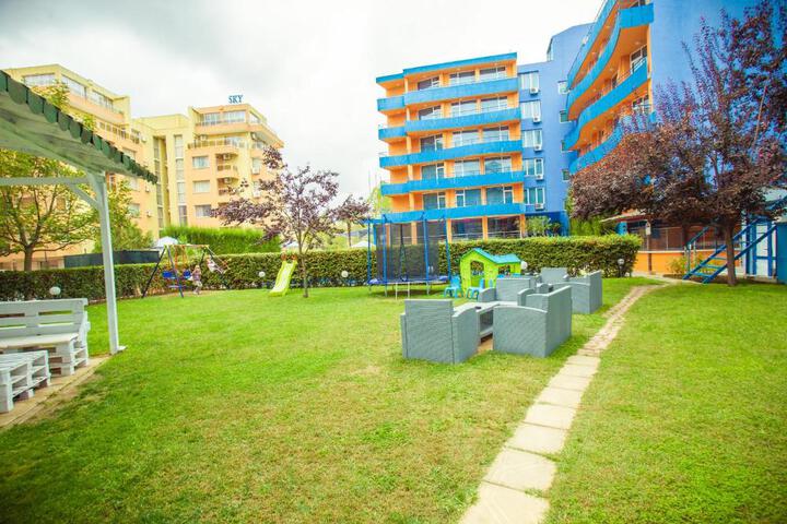 Photo 4