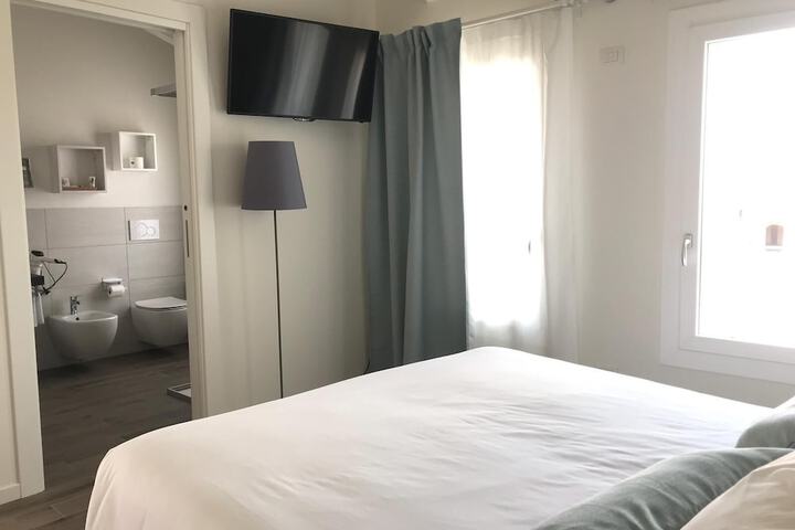 Room 15 of 71