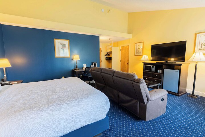 1 King Bed (5 of 39)