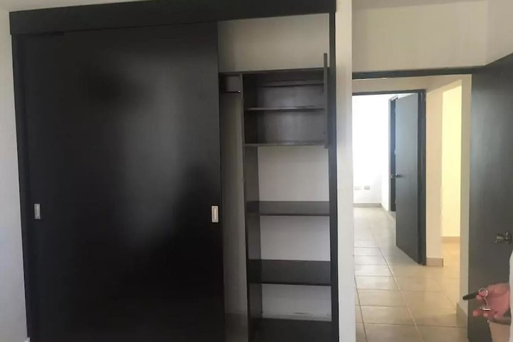 Room 7 of 15