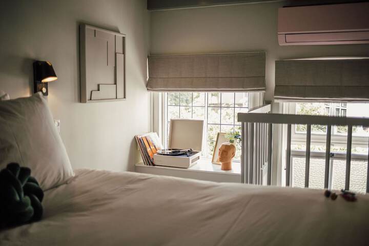 Room 29 of 62