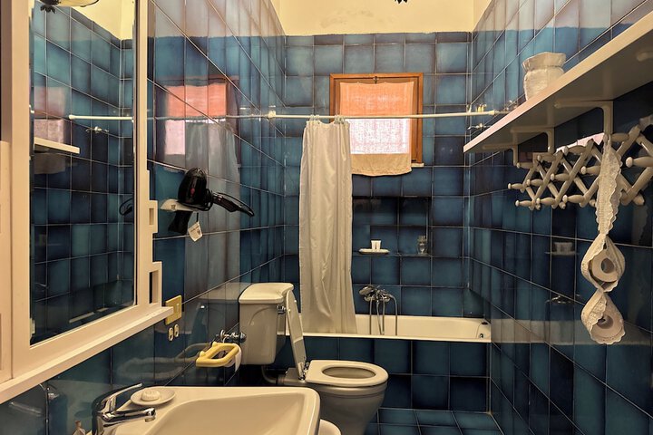 Room 59 of 64