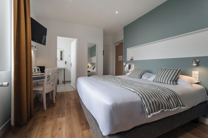 Room 20 of 93