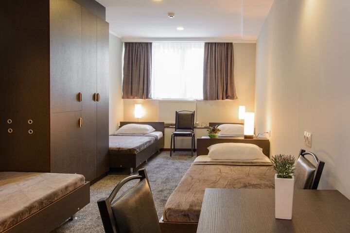 Room 16 of 41