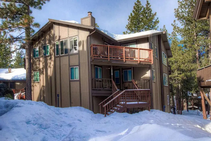 Exterior of Napoonala Haven by Lake Tahoe Accommodations