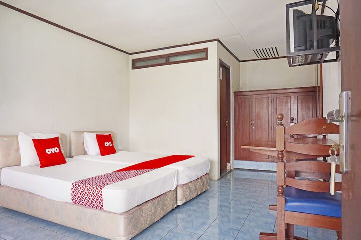 Room 4 of 14