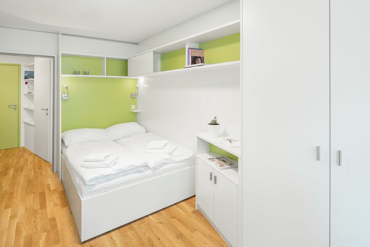 Room 6 of 56