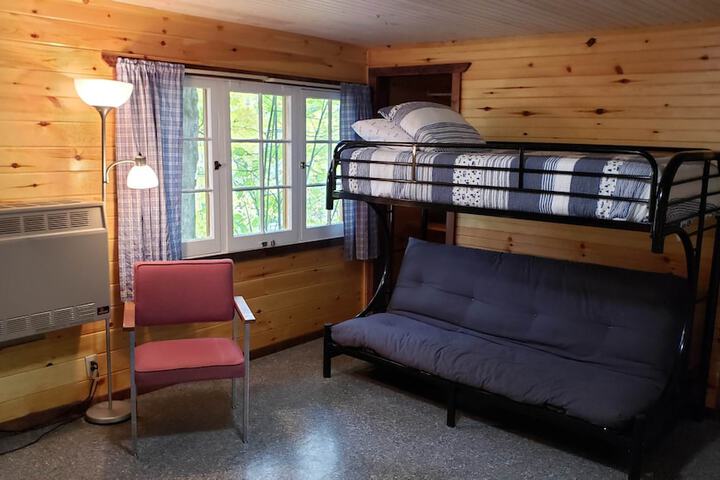Room 68 of 215
