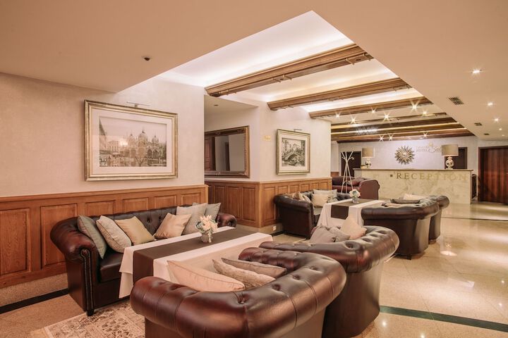 Hotel Interior 2 of 60