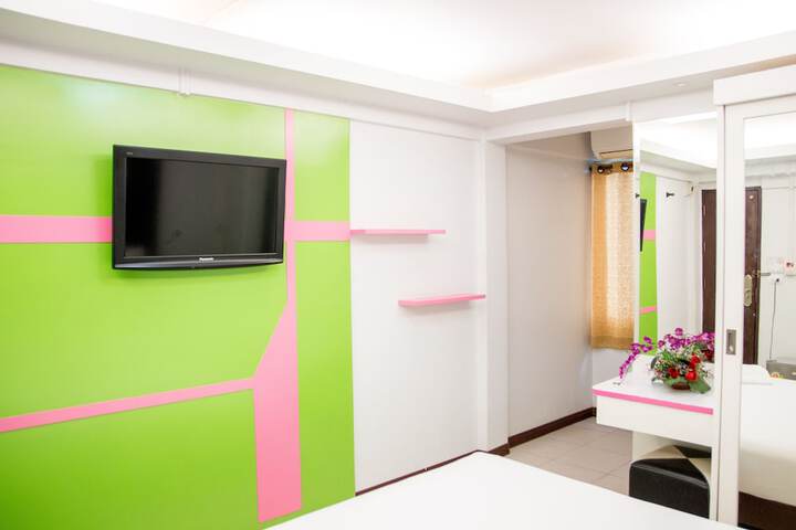 Room 21 of 30