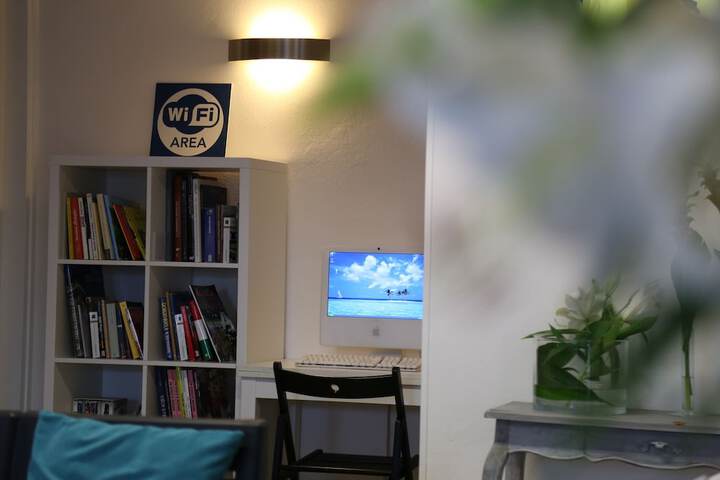 Hotel Interior 102 of 121