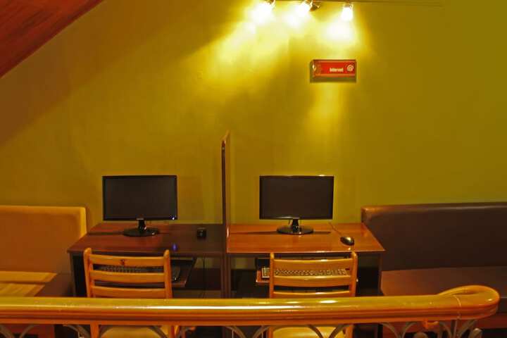 Business Center 45 of 51